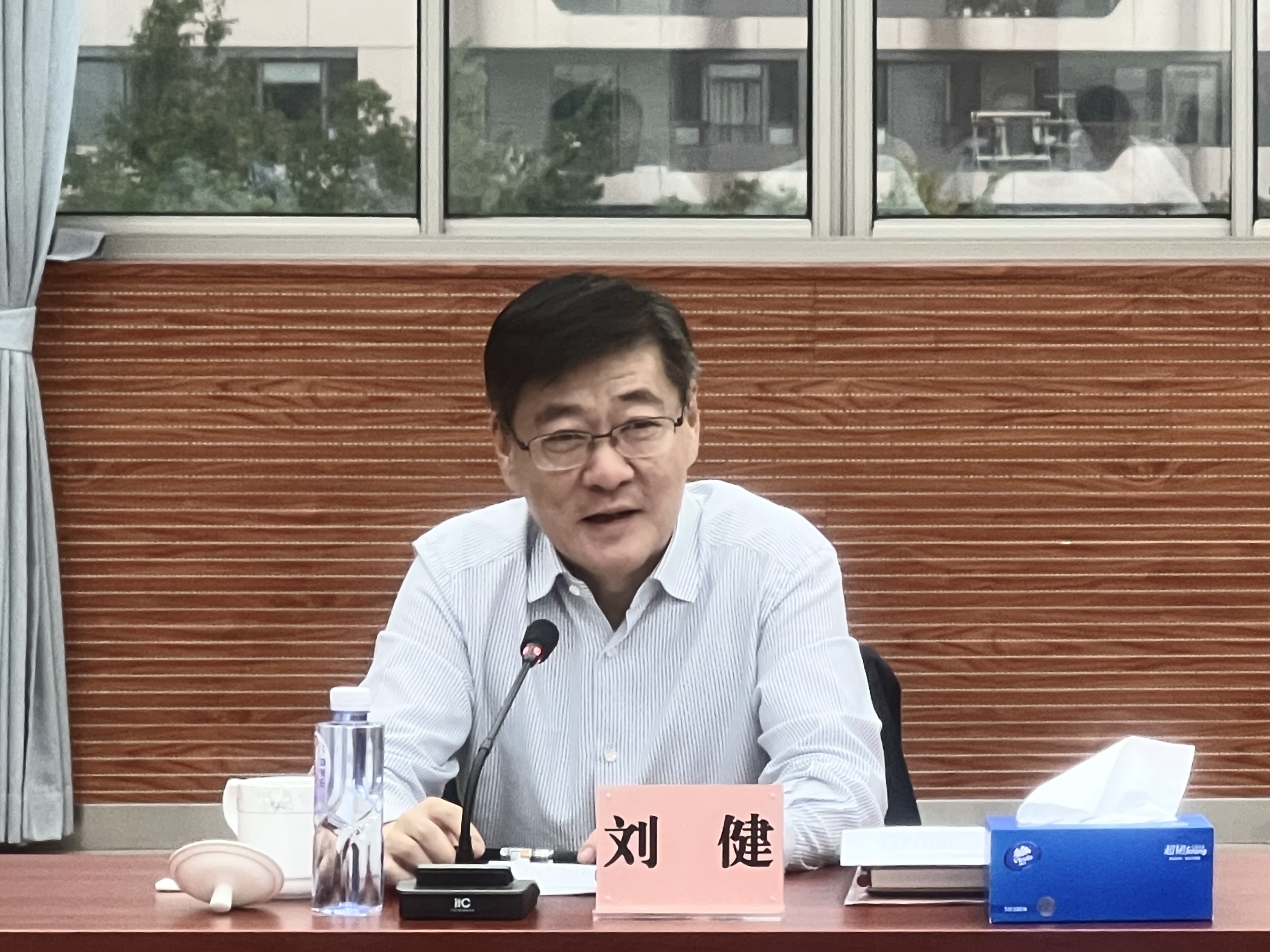 图2.jpg